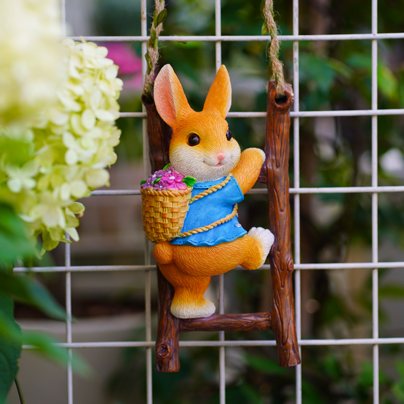 爬梯兔子花园阳台壁挂户外攀爬树上秋千挂件管道装饰幼儿园摆件
