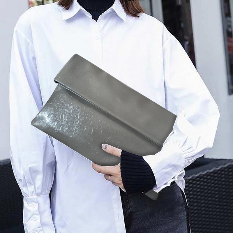 艾薇媞高端大容量真皮手拿包女包2024新款时尚信封气质手包小包包