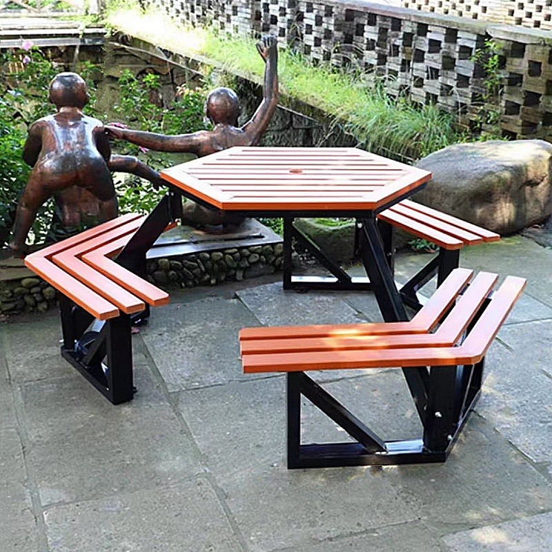 户外桌椅套桌组合六边形实木塑木休闲公园景区庭院简约现代棋牌桌