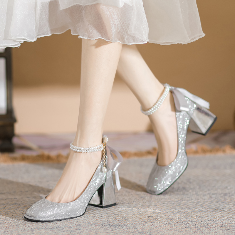 法式气质名媛高跟鞋银色婚鞋伴娘鞋2024春季新款方头玛丽珍珠单鞋