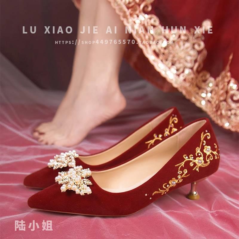 婚鞋女新娘鞋不累脚结婚鞋中式禾秀婚纱两穿红色高跟鞋小众高级感