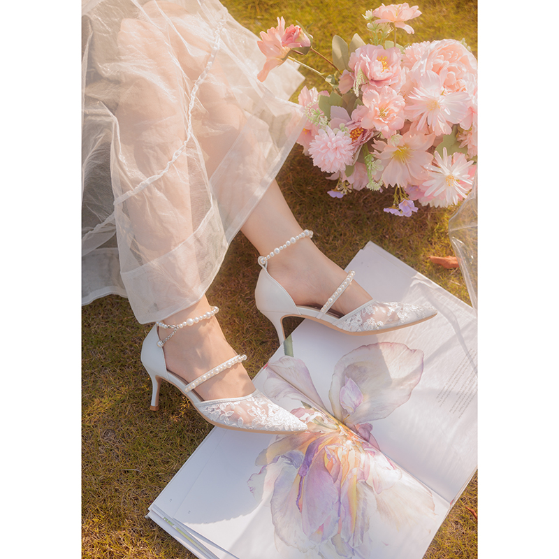 【椿】Snow White/ 珍珠一字带蕾丝尖头细跟高跟鞋法式仙女风婚鞋