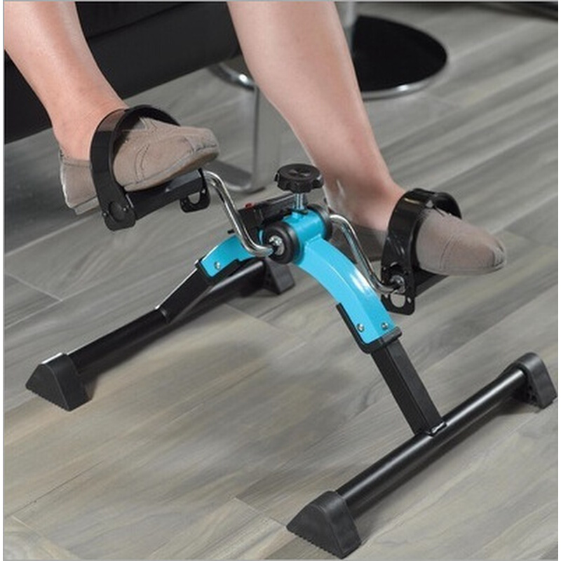 着坐训练脚踏车家用腿部训练器办公室可折叠脚踩健身器简易踏步机