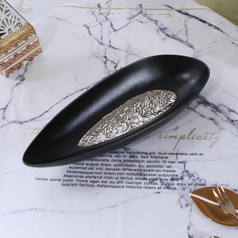 欧式家居浮雕工艺陶瓷15.5英寸水果盘黒釉艺术欧系摆设盘摆盘瑕疵
