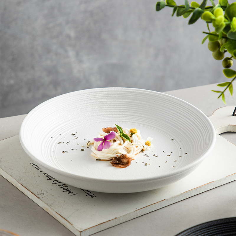 北欧深盘陶瓷沙拉碗创意白色家用菜盘轻奢汤盘餐具盘子高级感餐盘