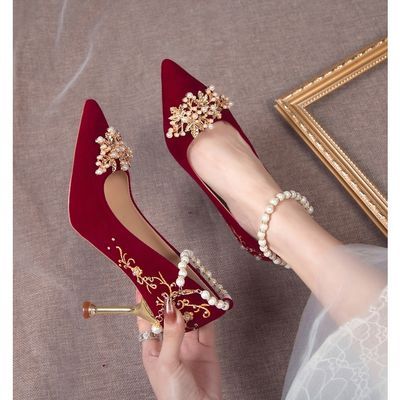 中式婚鞋2024新款新娘鞋红色高跟鞋不累脚秀禾服婚纱两穿敬酒绑带