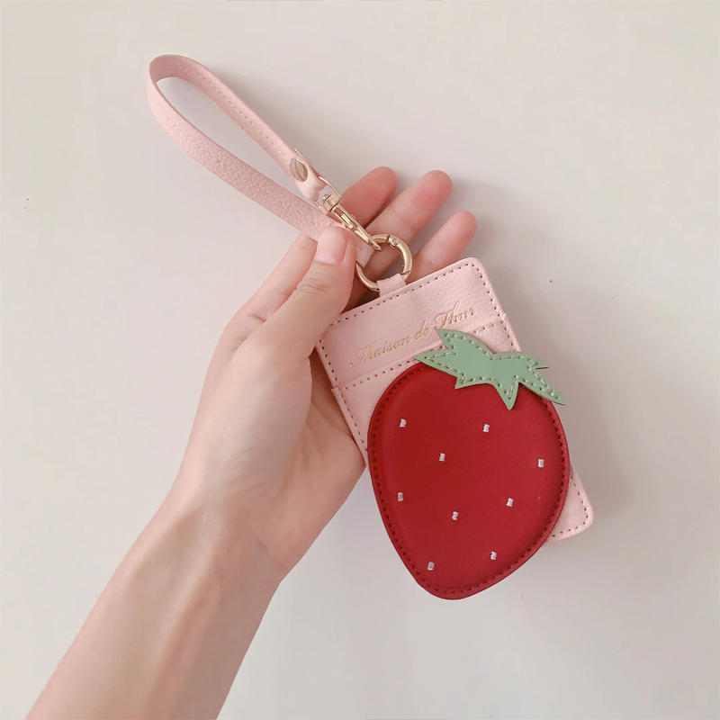 日系手作包mdf可爱草莓刺绣重工卡包短款零钱包收纳小包挂件女生