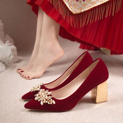 中式婚鞋新娘鞋女2024年新款秀禾婚纱两穿红色高跟鞋粗跟结婚鞋子